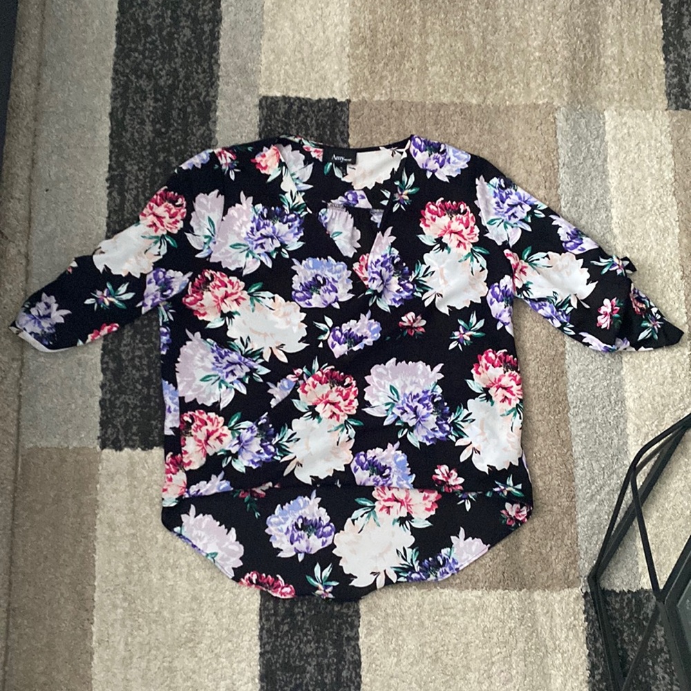 Women’s blouse